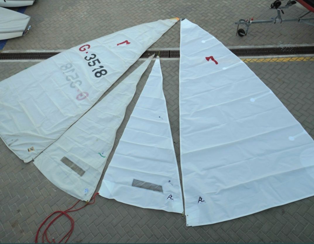 Barco á vela Pirat ( classe alemã) novo
