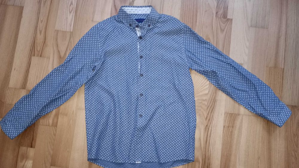 Koszule chłopięce  146-152