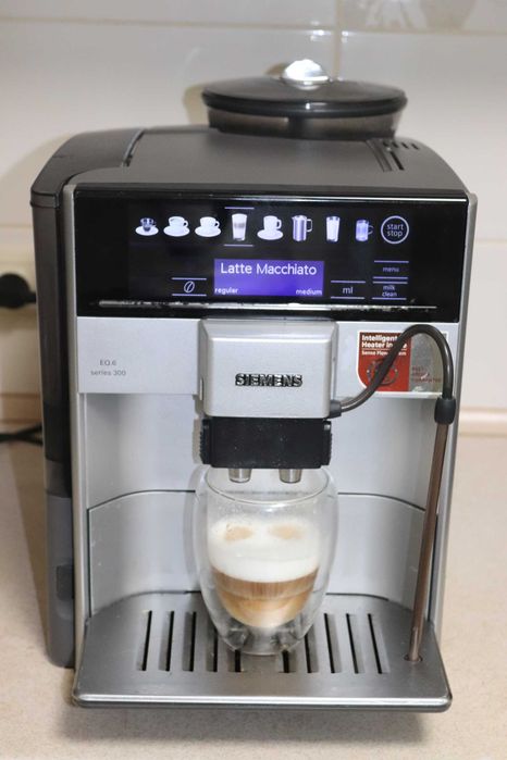 Кавомашина Siemens   EQ6 series 300