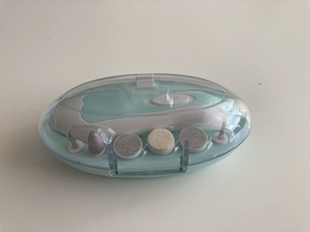Zestaw pielegnacyjny do manicure / pedicure