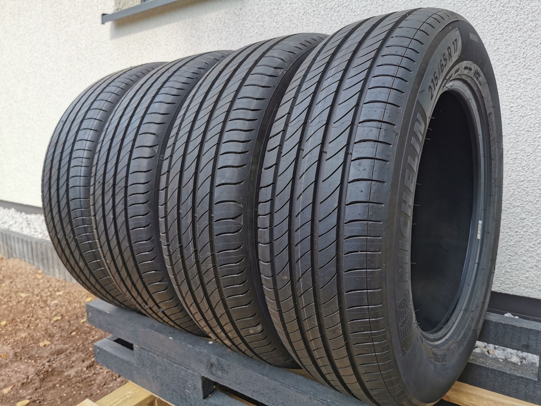 Opony Michelin Primacy 4  215/65/17 letnie 2022 NOWE