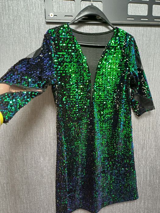 Продам Б/у сукні