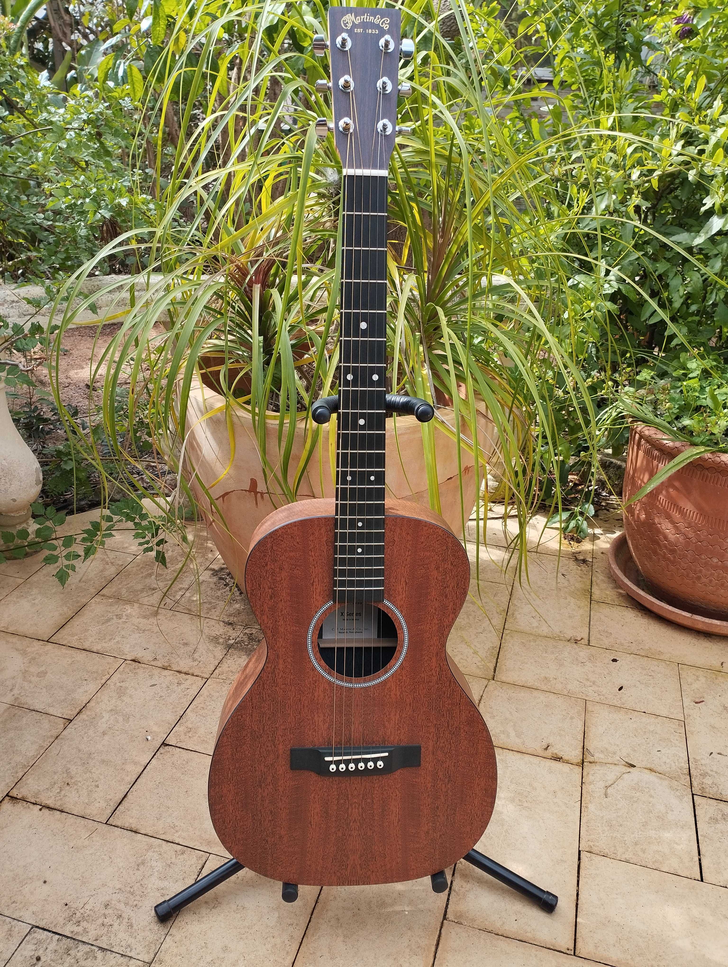 MARTIN X-Series 0-X1(E] Acoustic Electric Guitar / Guitarra