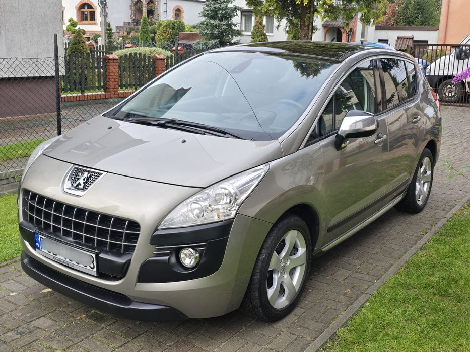 Peugot 3008 1.6hdi/Panorama/Headup/Navi/Isofix/Alu/HADC/