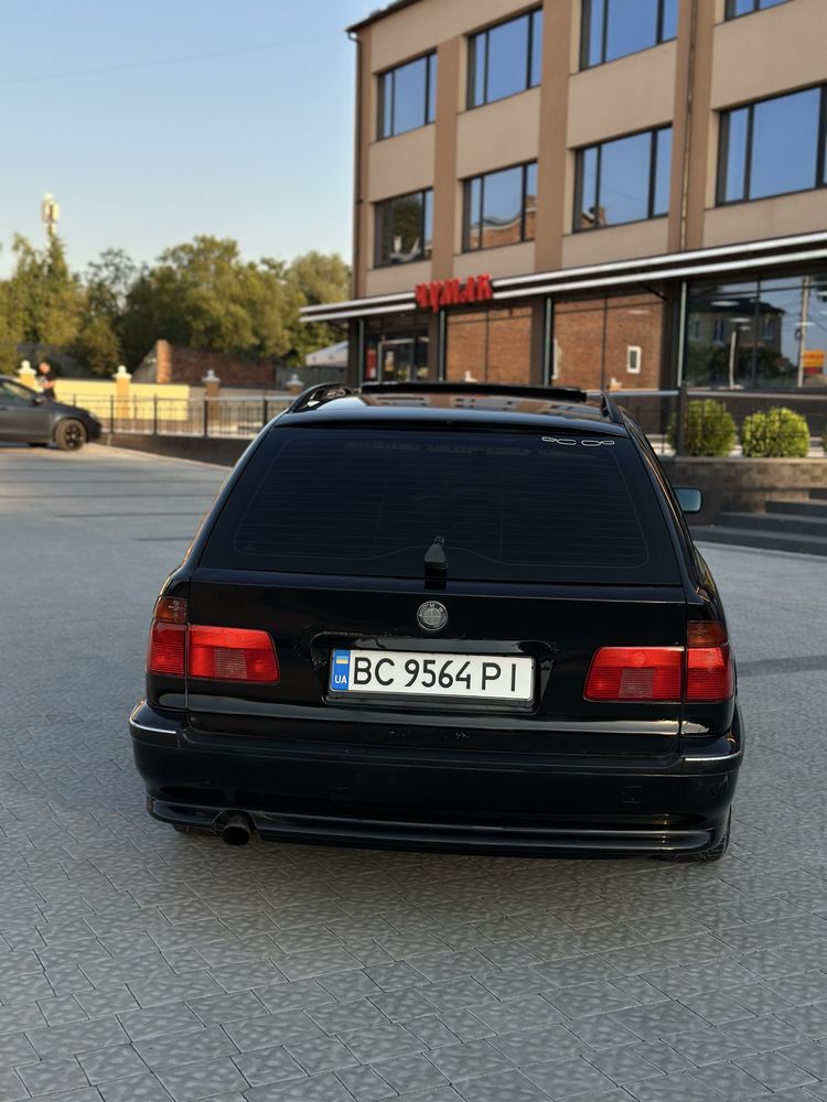 BMW E39 m50b20.