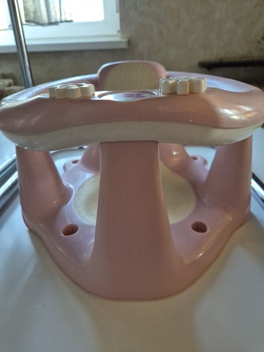 Продам стульчик для купания