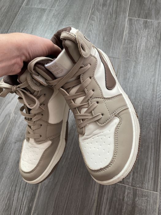 Хайтопи Кросівки демісезонні на 38-39 розмір