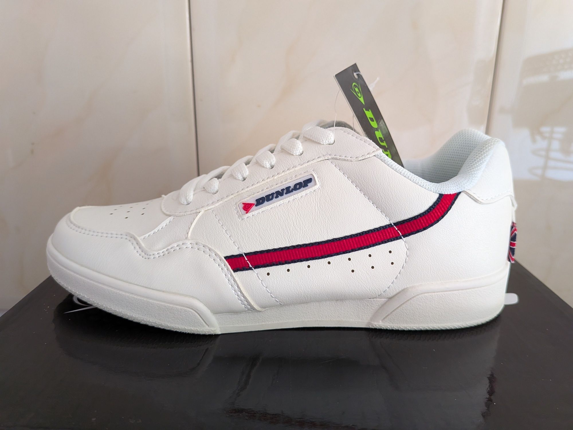 Sapatilhas brancas Dunlop