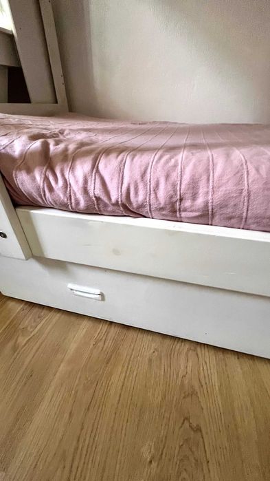 Cama Beliche Branco - IKEA (+ cama extra)