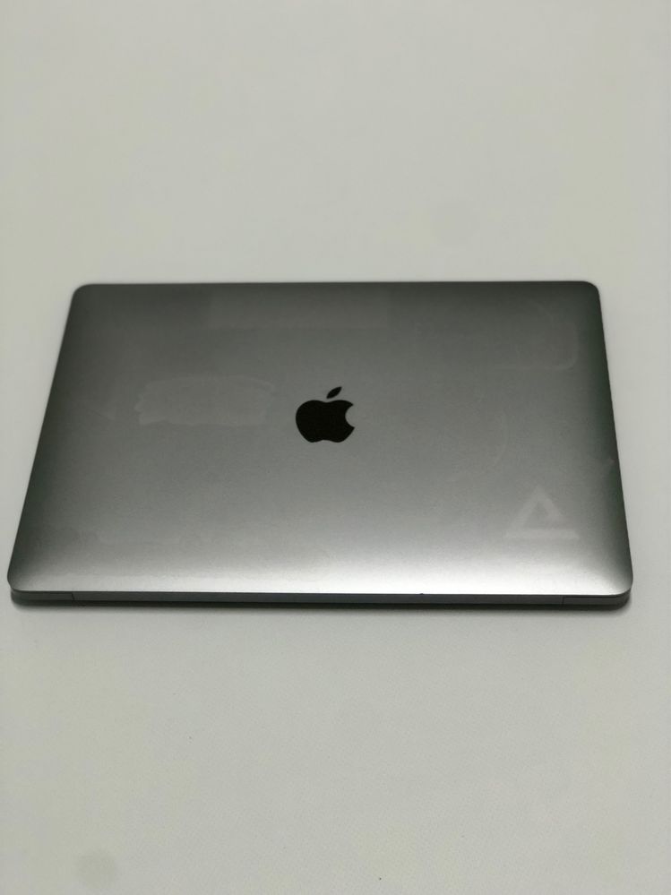 Macbook air 13 2018 i5 128gb