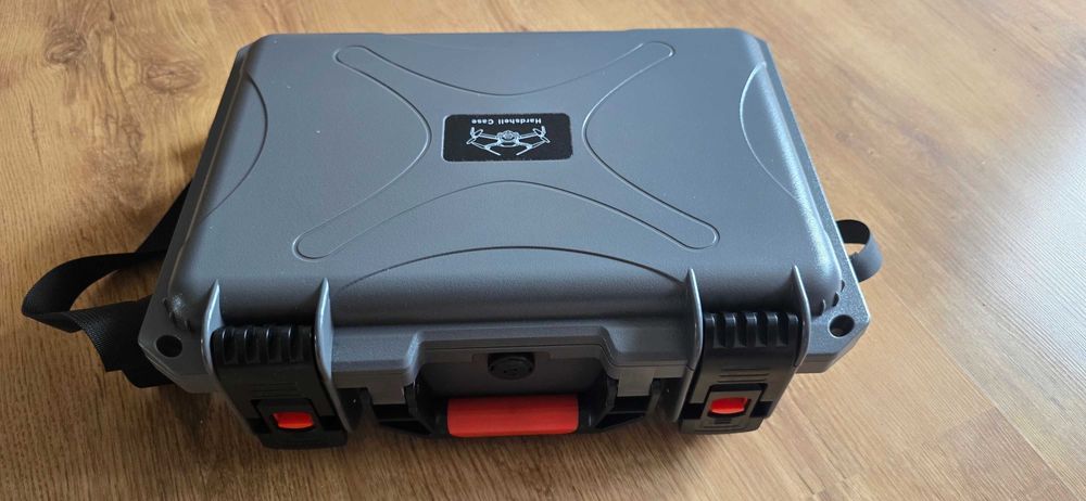 Dron dji mini 4 pro fly more combo