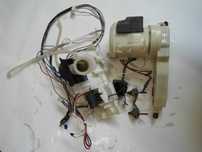 Philips AquaTrio Pro FC7088/01 silnik akcesoria