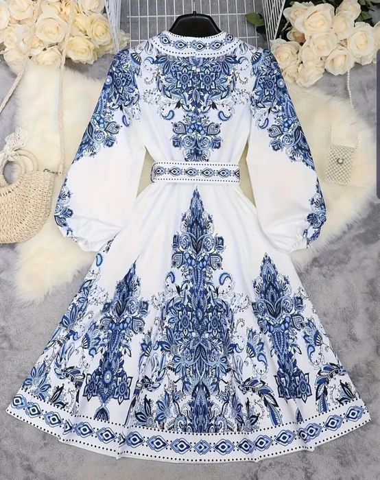 Плаття імітації вишивки