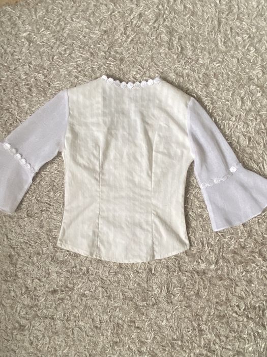 Блуза жіноча біла