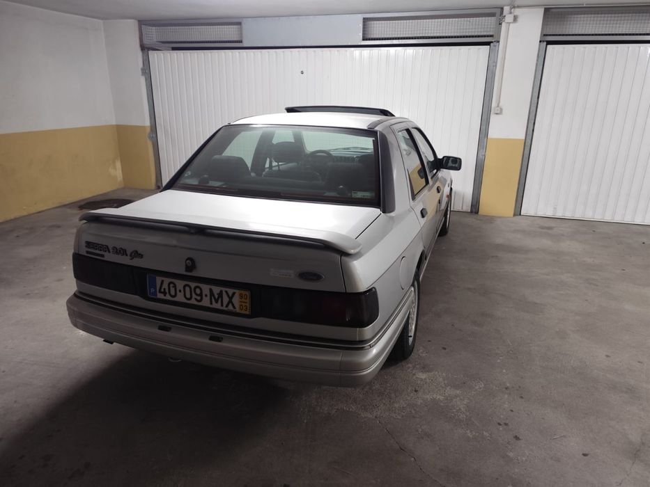 Ford Sierra Sapphire 2.0i DOHC Ghia