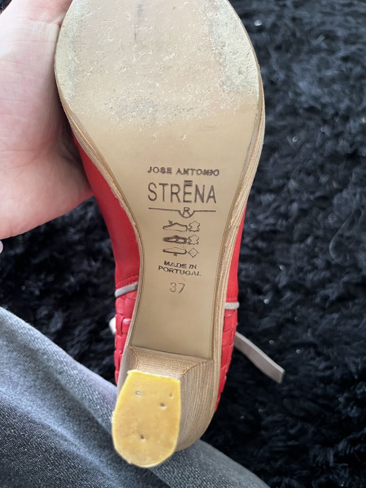 Botas Strena cano baixo em excelente estado