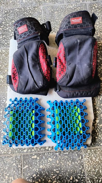 Profesjonalne nakolanniki Redbacks