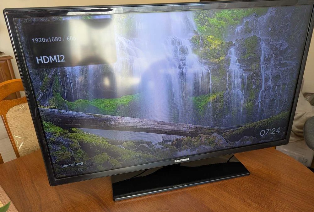 Telewizor Samsung UE32EH4000 32" Full HD