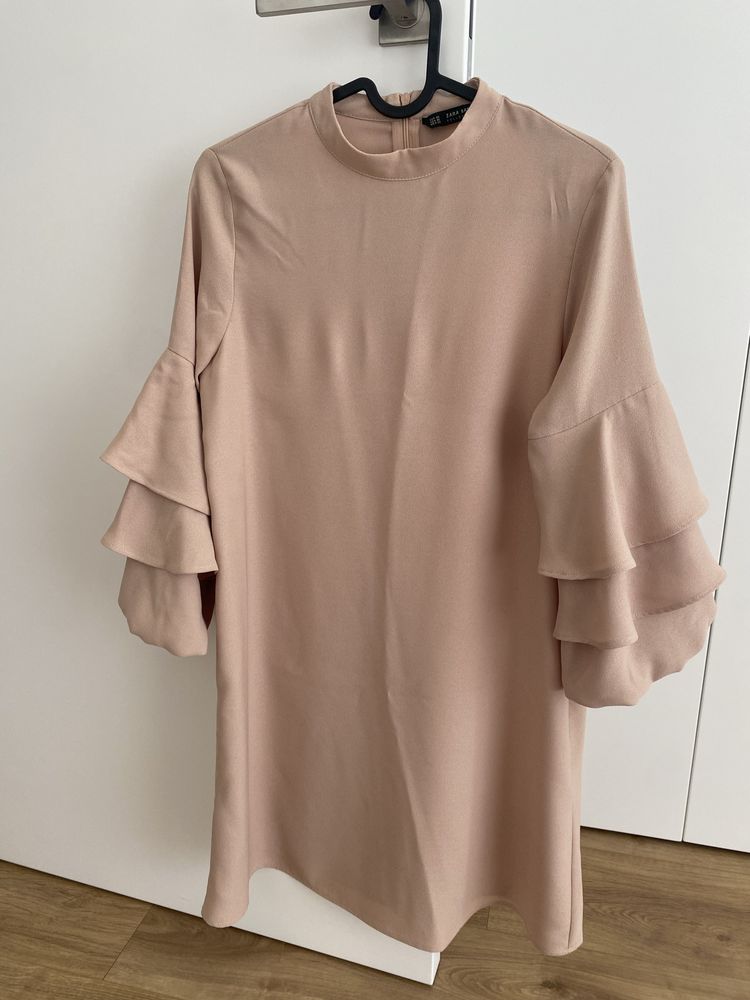 Vestido rosa Zara