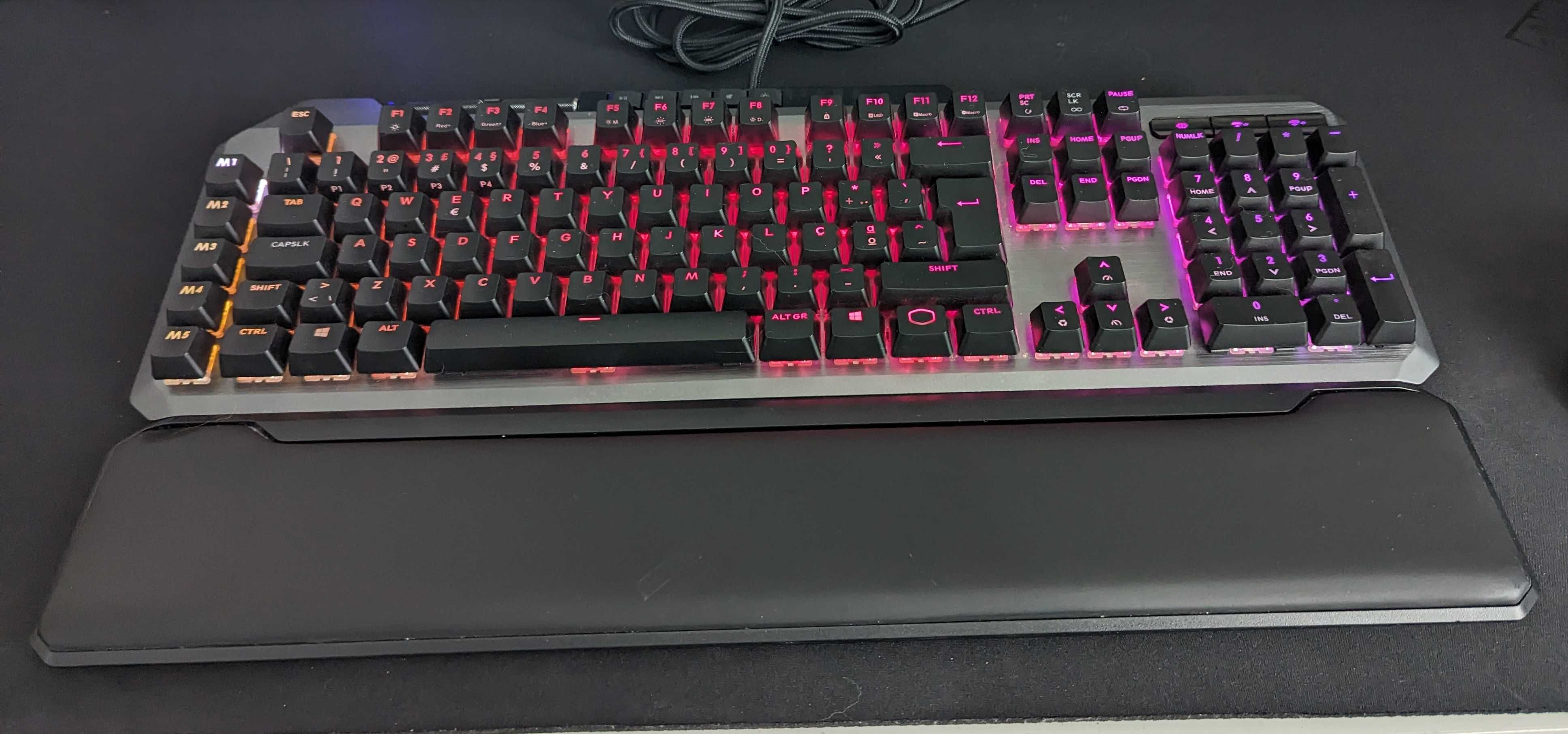 Teclado Mecânico Cooler Master MK-850