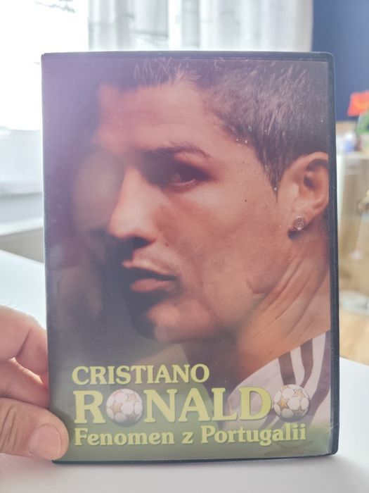 3gry PS2, + film Cristiano Ronaldo dvd