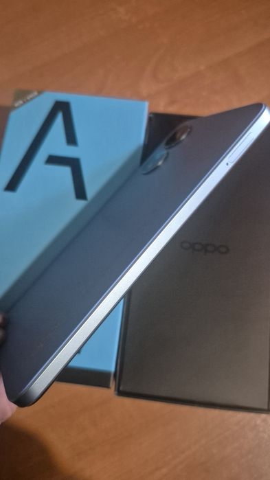 Телефон oppo A17 4/64gb.