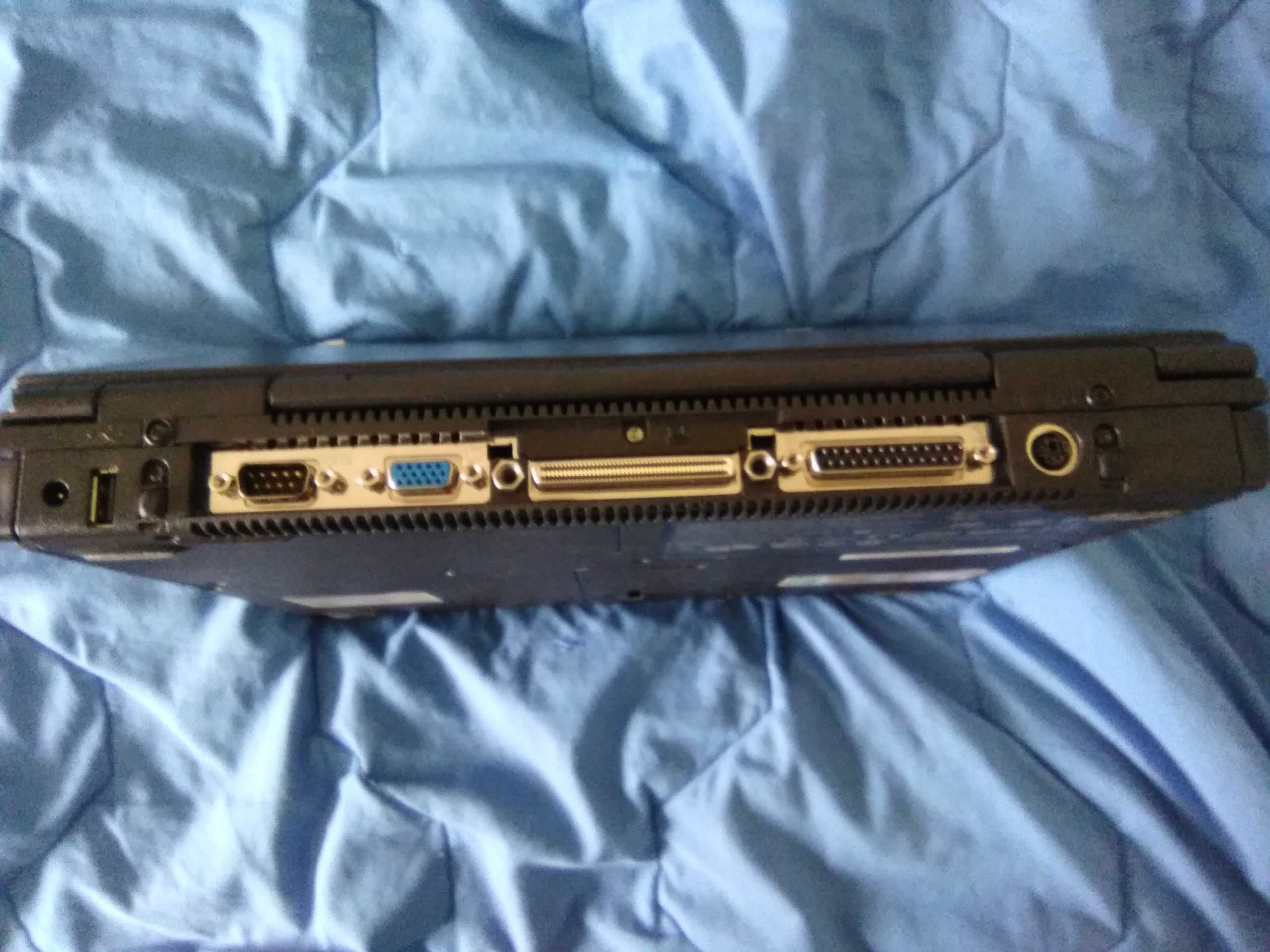 Portátil Compaq Armada Pentium III