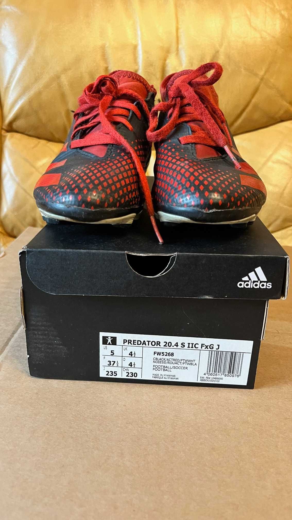 Korki buty piłkarskie Adidas Predator 20.4  jr rozmiar 37,5