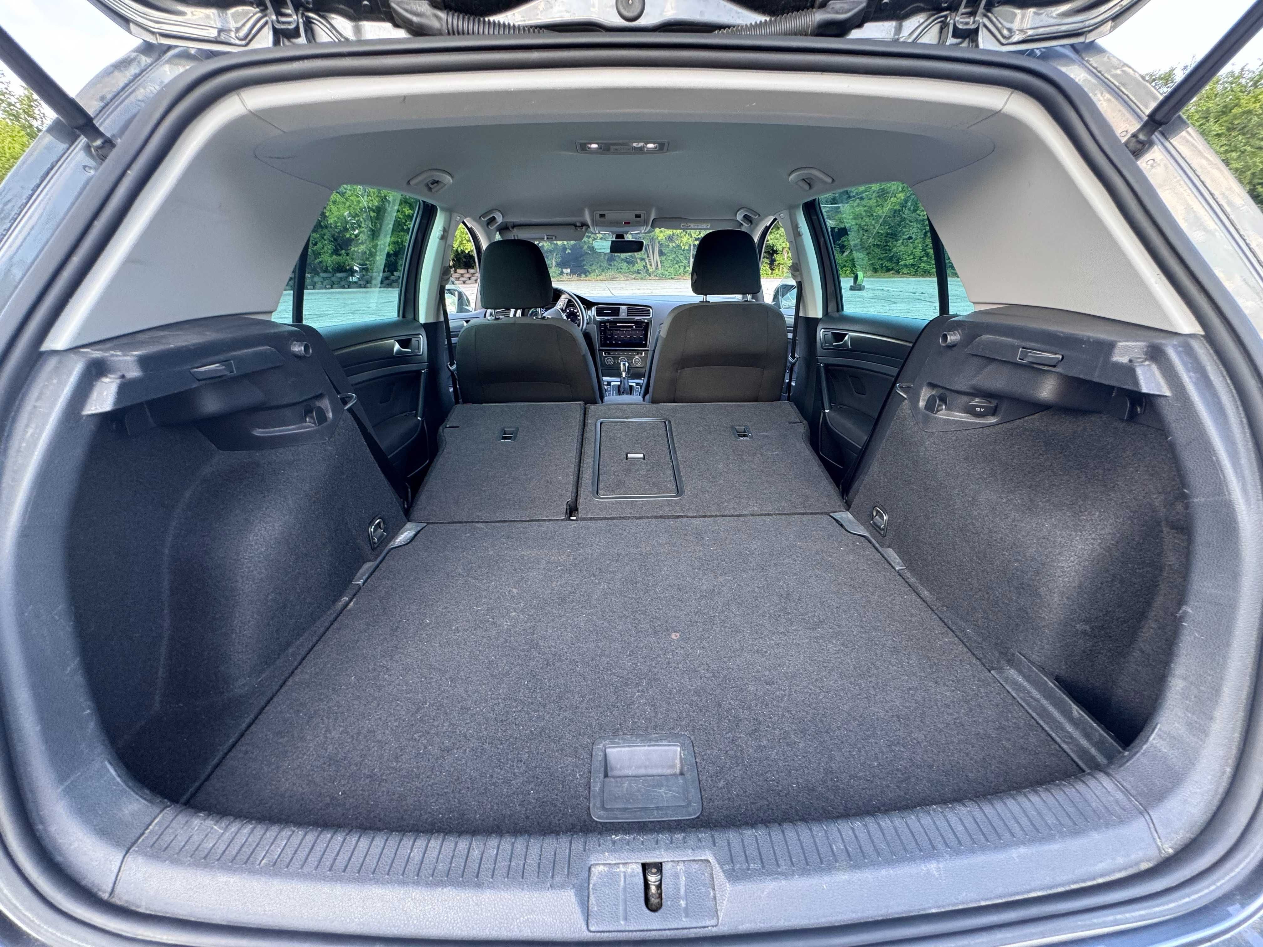 Volkswagen E-Golf  батарея 35.8 Квт, рік випуску: 2019, Не фарбований