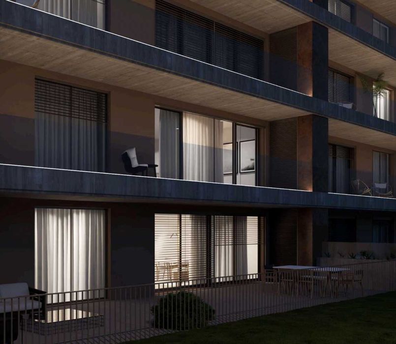 Apartamento T2 Luxo, Condomínio fechado 166m2