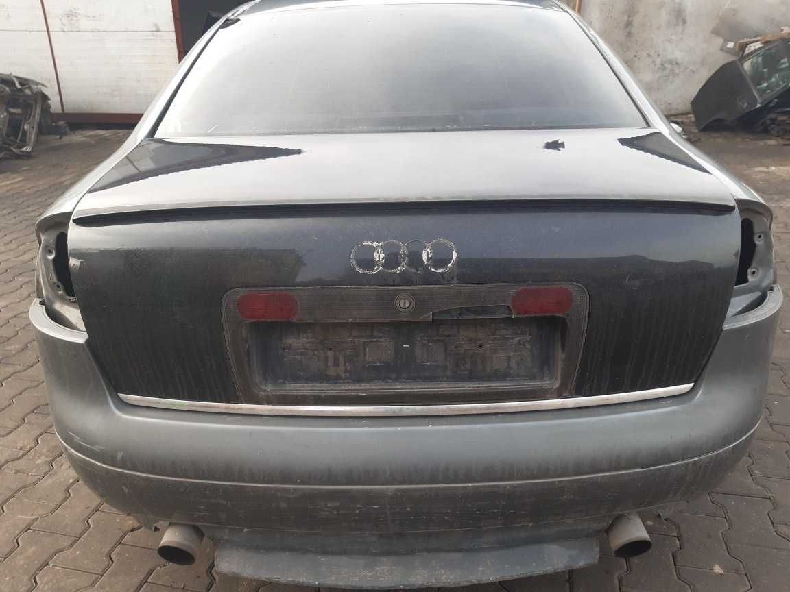 Audi A6 C5 sedan  Lampy ksenon , podsufitka czarna