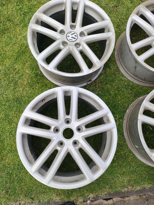 Felgi VW Tuareg 5x130 9J 19" ET 60 2004r. SPEEDLINE