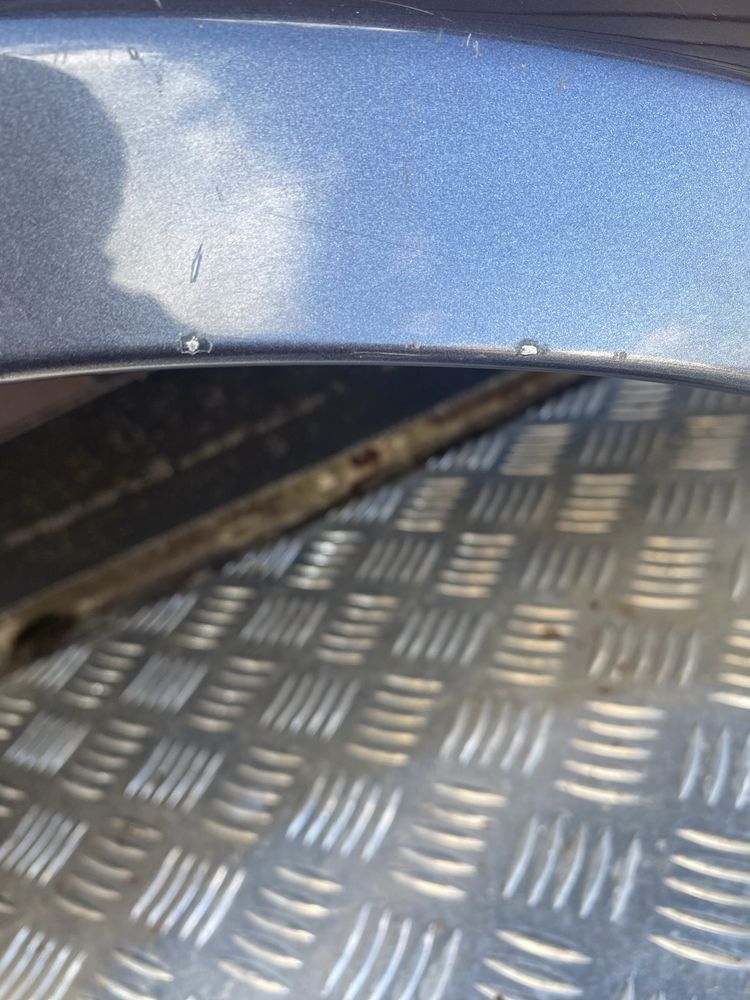 Błotnik prawy BMW E90 E91 Sparking grafite metalic