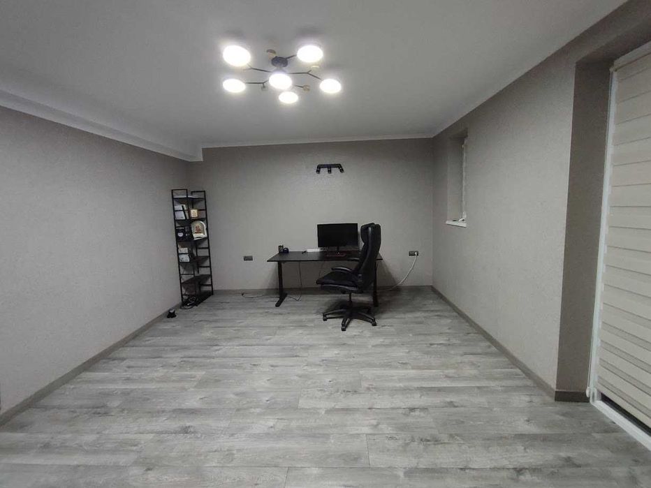 Оренда ТАУНХАУС на вул Кагарлицького (район вул Руська, Гарячий Урбан)