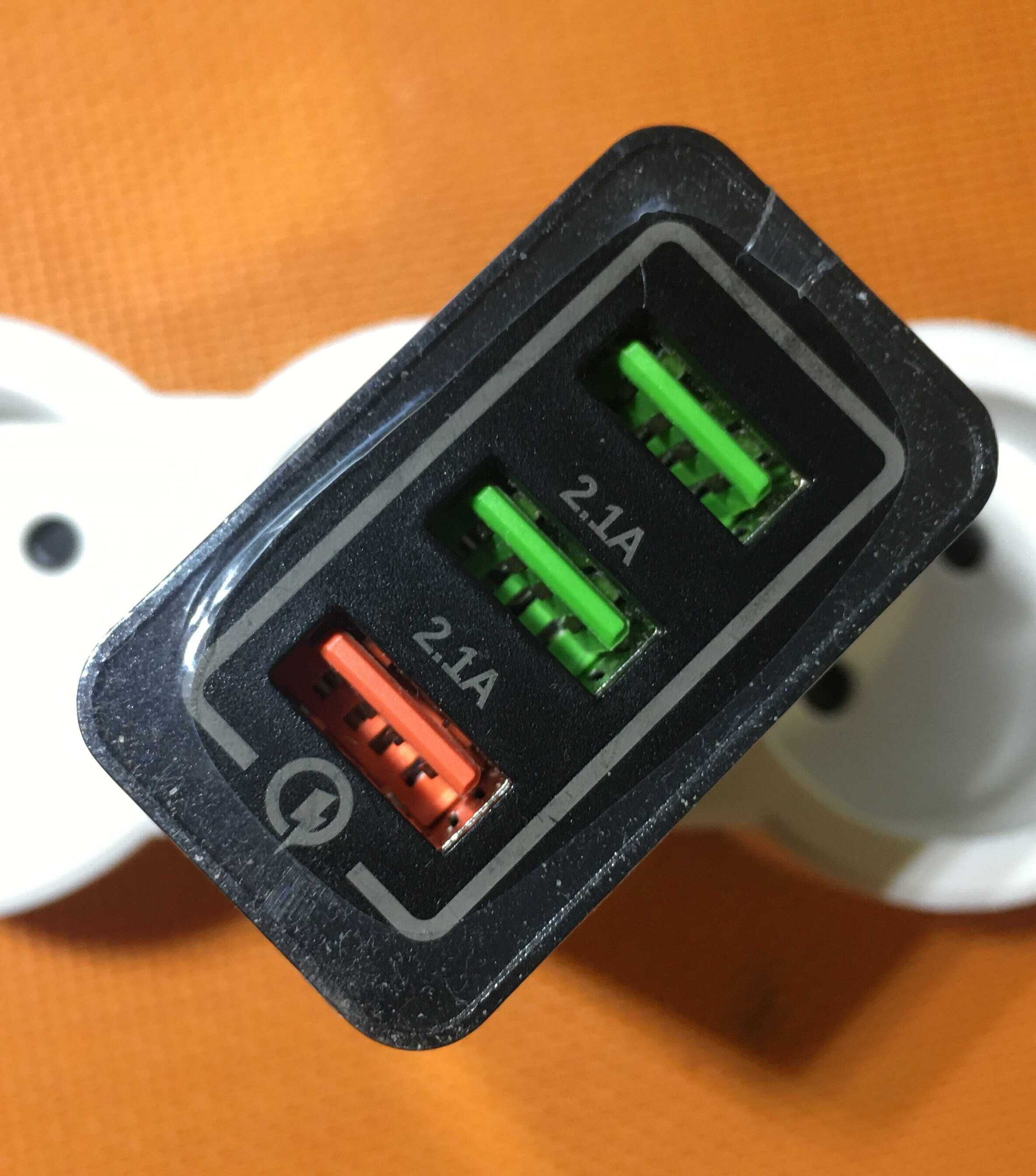 Зарядное устройство BK 372 3 USB выхода.