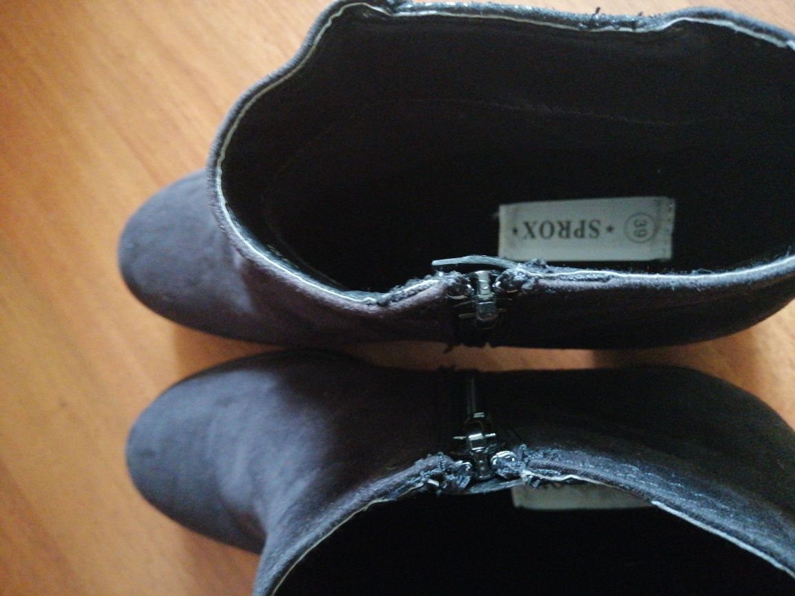 Женские ботинки 39 размер Sprox