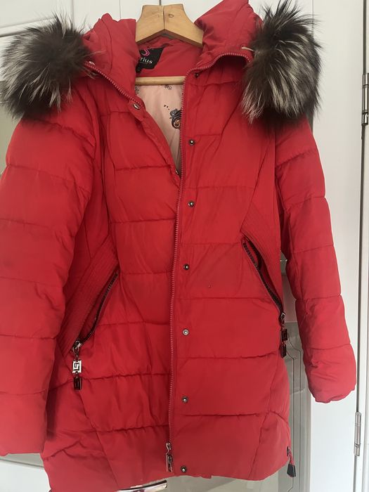 Зимова куртка на синтепоні дуже тепла