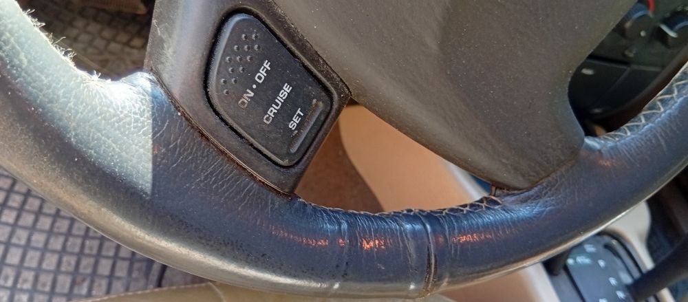 Grand Cherokee 3.1 - 1999 muito bom estado