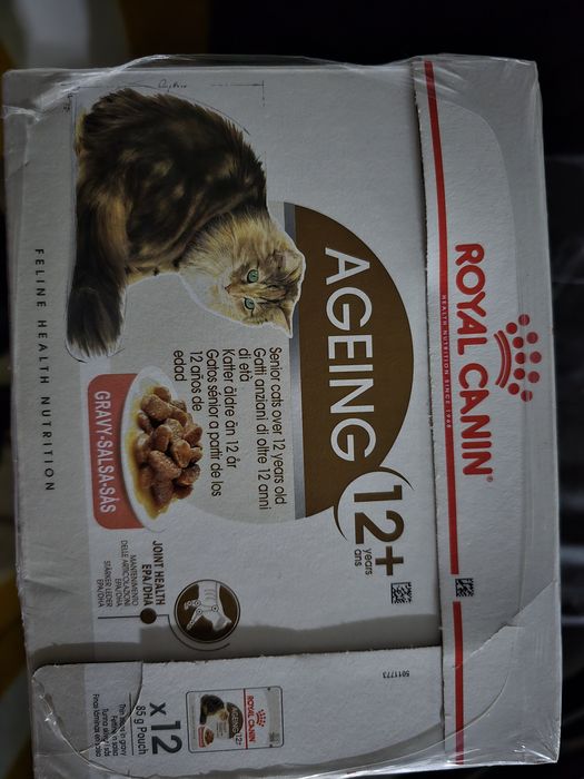 Royal canin ageing + 12  24saquetas