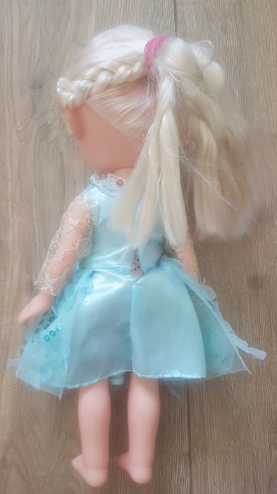 Lalka śpiewająca włosy swiecace