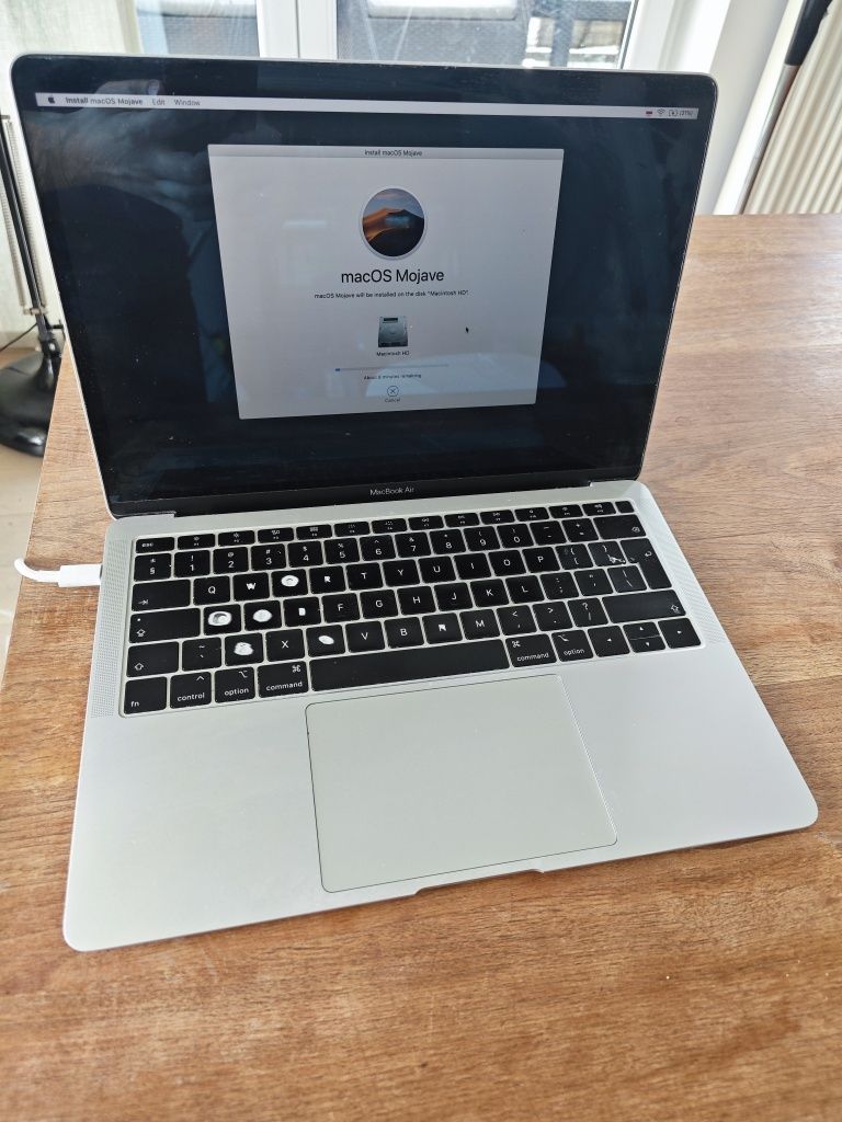 MacBook Air 13 i5 2018