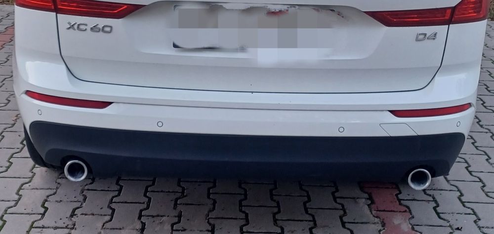 Zderzak tył kompletny 4pdc Volvo xc60 II