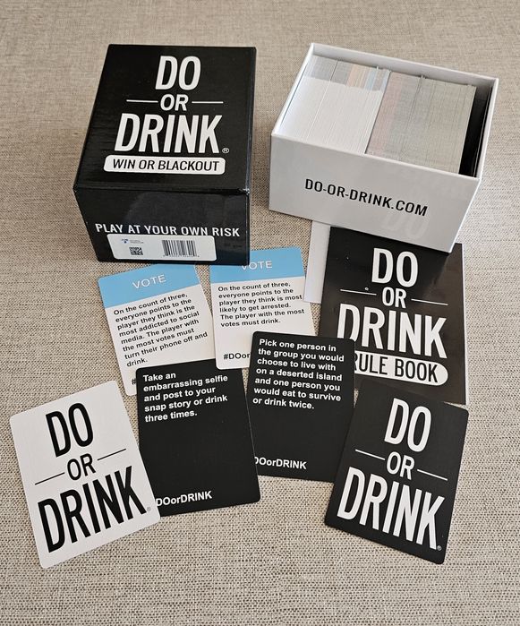 Jogo de Cartas "Do or Drink - "Win or Blackout"