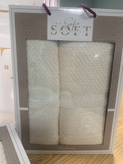 Набор подарочный  полотенца