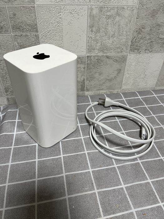 Роутер Apple відмінний стан