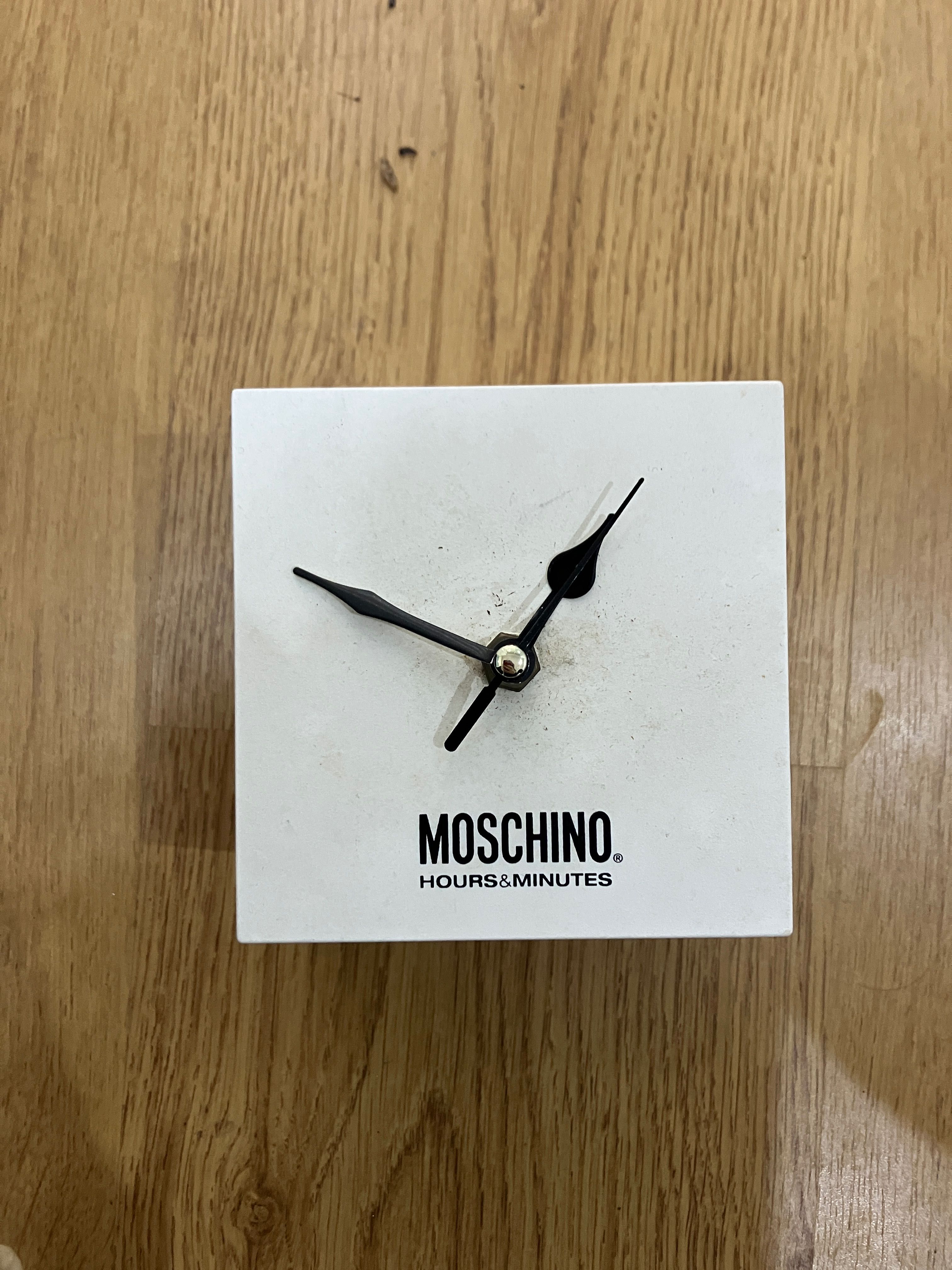 Relógio senhora Moschino Hours&Minutes