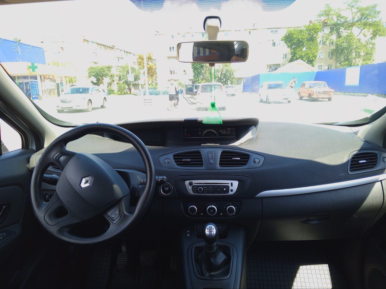 Renault scenic 2012