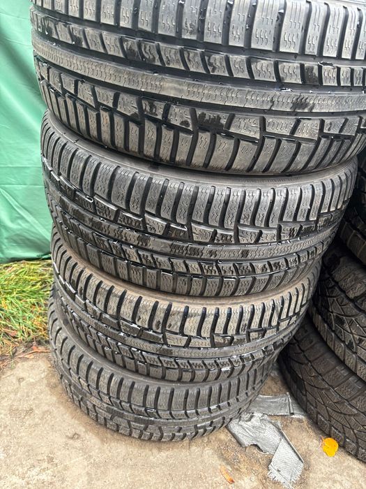 215-55-R16 NOKIAN WR комплект 4штуки зимней резины GERMANY 2023