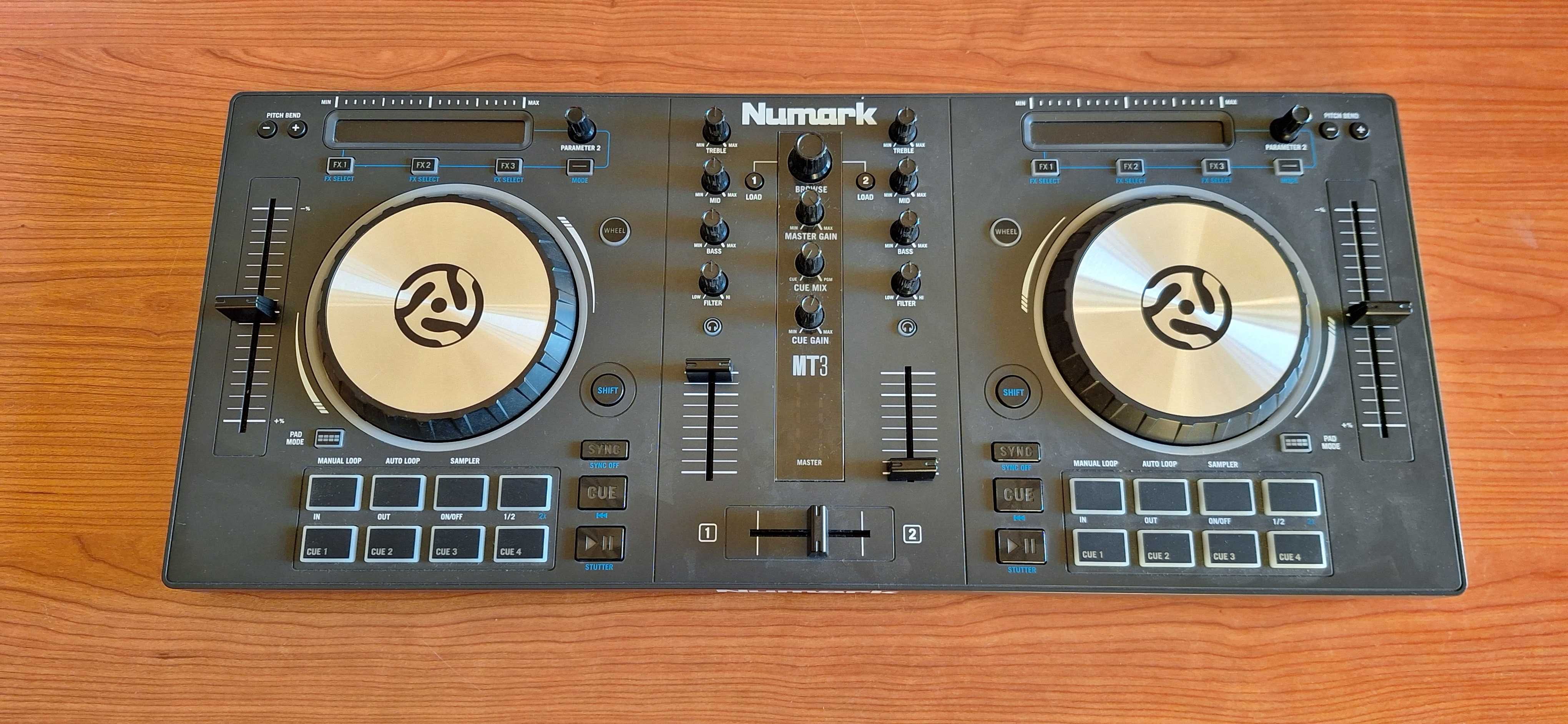 Numark Mixtrack 3