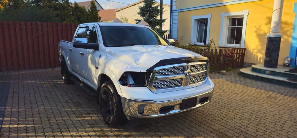 Dodge RAM 4x4 laramie